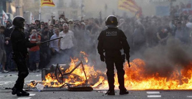 Más de 40 detenidos en fuertes disturbios en Barcelona