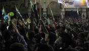 Damasco anuncia su retirada mientras la oposición denuncia más ataques