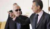 Depardieu y Aznavour piden el voto para el "enemigo a batir" Sarkozy