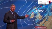 El príncipe Carlos de Inglaterra presenta el tiempo en la BBC