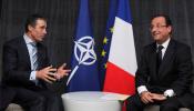 La OTAN a Hollande: "No habrá una carrera" para salir de Afganistán
