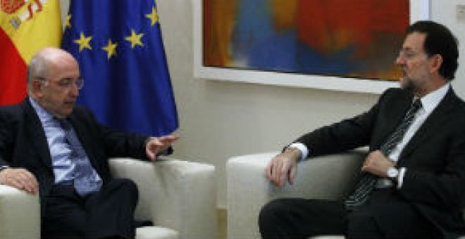 Rajoy no pide a Almunia que dimita por su "deslealtad" a España