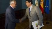 Griñán y Valderas ultiman el diseño del nuevo Gobierno andaluz