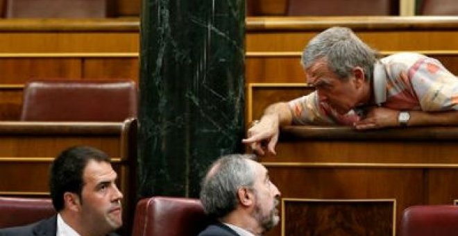 Posada pide a Amaiur que no equipare "a víctimas y a verdugos"