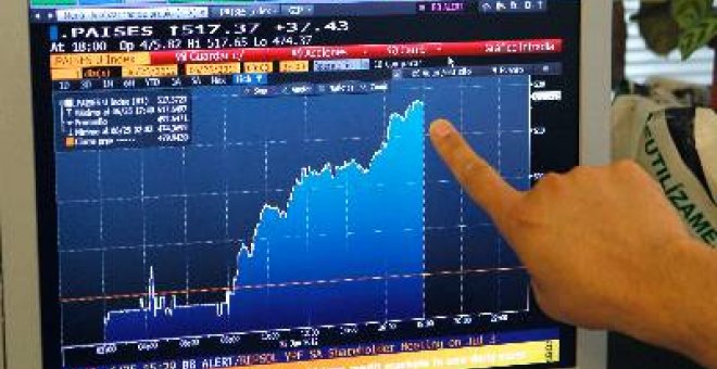 La prima de riesgo repunta a 537 puntos básicos tras la subasta del Tesoro