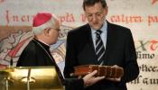 Rajoy logra su foto con el Códice Calixtino