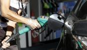 La gasolina y el gasóleo marcan nuevos máximos históricos a tres días de la subida del IVA
