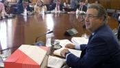 PSOE y PP intercambian los papeles en la comisión de los ERE