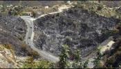 Los equipos de extinción siguen luchando contra el incendio de Málaga