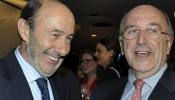 Rubalcaba insta a renegociar con la UE el rescate de la banca