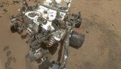 'Curiosity' toma un autorretrato y olfatea la atmósfera de Marte