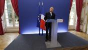 Francia subirá el IVA en 2014 y bajará impuestos a las empresas