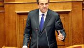 Grecia aprueba las nuevas medidas de austeridad exigidas por la troika