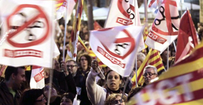 Clamor en la calle contra de las políticas de CiU y PP