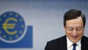Draghi avisa a Rajoy que no negociará las condiciones de la compra de bonos
