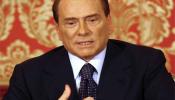 Berlusconi volverá a la política italiana "como protagonista"