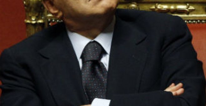 Berlusconi confirma su candidatura electoral para 2013: "Vuelvo por responsabilidad"