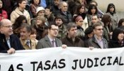 Jueces y fiscales escriben una carta a Rajoy contra las reformas de Gallardón