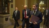 Líderes del Senado trabajan contrarreloj para evitar "abismo fiscal" en 2013