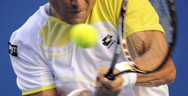 Ferrer arranca con buen pie en Australia