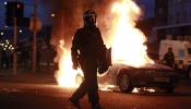 La crisis de la bandera en Belfast deja doce noches de caos y más de cien detenidos