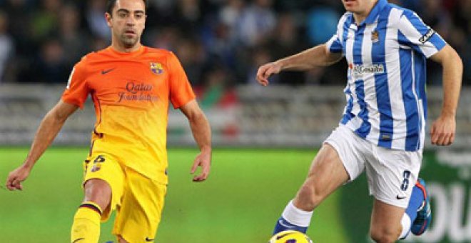 Xavi admite que "el colchón en la Liga es enorme"