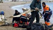 Quince subsaharianos logran alcanzar la costa de Melilla en patera