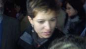Varios manifestantes abuchean y zarandean a López Aguilar y a Beatriz Talegón en Madrid