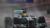 Hamilton, el más rápido bajo la lluvia de Montmeló