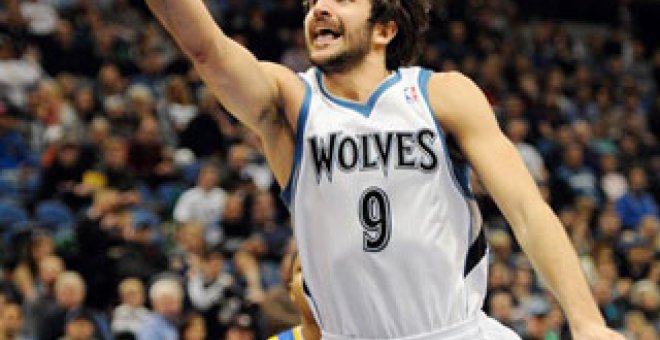 Dos fallos de Ricky Rubio dan la victoria a los Suns