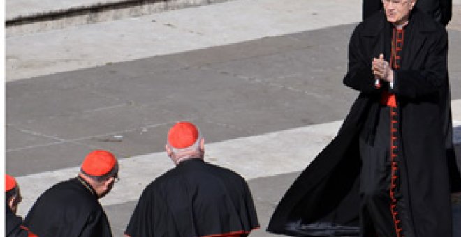 La Santa Sede queda hoy en manos del 'padrino' de la mafia vaticana
