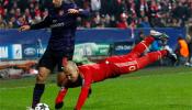 El Bayern se clasifica rozando el abismo