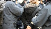 Dos docenas de detenidos en Bruselas por protestar contra la austeridad