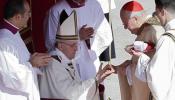 La primera revolución del papa: un grupo de cardenales para reformar la Curia