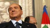 Berlusconi recuerda a Bersani que necesita su apoyo si quiere formar Gobierno en Italia