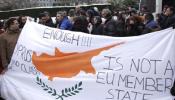 Guindos ve "posibilidad de contagio" si el Eurogrupo no logra una "decisión concluyente" sobre Chipre