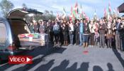 Doscientas personas reciben en Bilbao el féretro del etarra 'Thierry' con gritos de 'Gora ETA'