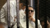 El juez encargado de juzgar a Mubarak se retira