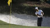 Tiger Woods, sancionado con dos golpes por un 'drop' ilegal en Augusta