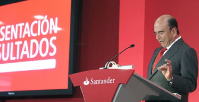 Santander gana 1.205 millones hasta marzo, tras provisionar 2.919 millones