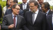 Rajoy y Mas eluden el tema del soberanismo y charlan veinte minutos sobre el déficit y la crisis