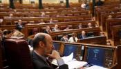 El PSOE exige la 'regeneración' del poder legislativo