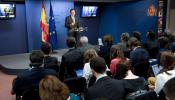 Rajoy se niega a responder a la moción de censura de Aznar y dice que no cambiará su política