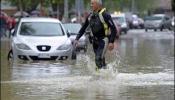 Evacuadas 25 personas de sus viviendas en Navarra con lanchas neumáticas