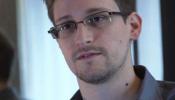 El padre de Snowden intenta negociar su vuelta a EEUU