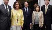 Aznar pide a Rajoy ir más allá y hacer "reformas incisivas"