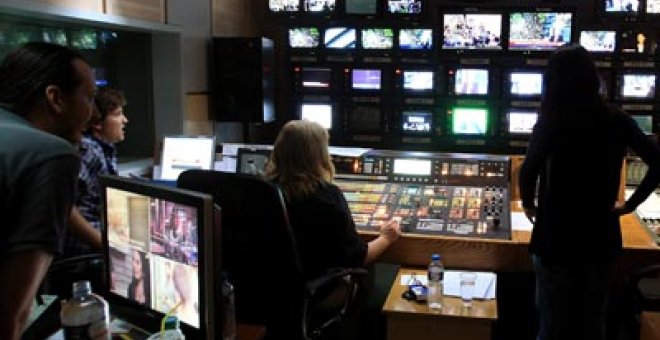 Los sindicatos griegos convocan una huelga de 24h por el cierre de la televisión pública