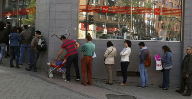 Rajoy invierte menos de dos euros diarios en recolocar a cada parado