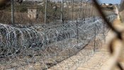 Un centenar de inmigrantes logra saltar la valla fronteriza de Melilla