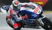 Jorge Lorenzo se fractura la clavícula y no correrá en Assen